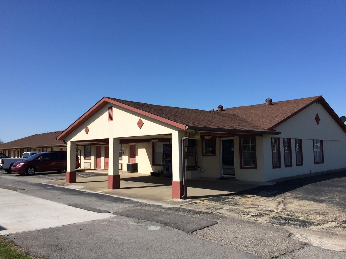 Rexdale Inn Seminole Exterior photo